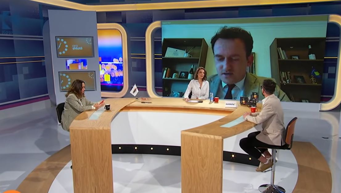 “Nuk ka faj të njëanshëm”- çfarë çon drejt ndarjes mes çifteve (VIDEO)