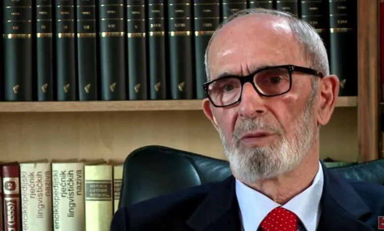 ASHAK: Rexhep Qosja përfaqësonte një personalitet të jashtëzakonshëm të kulturës mbarëshqiptare