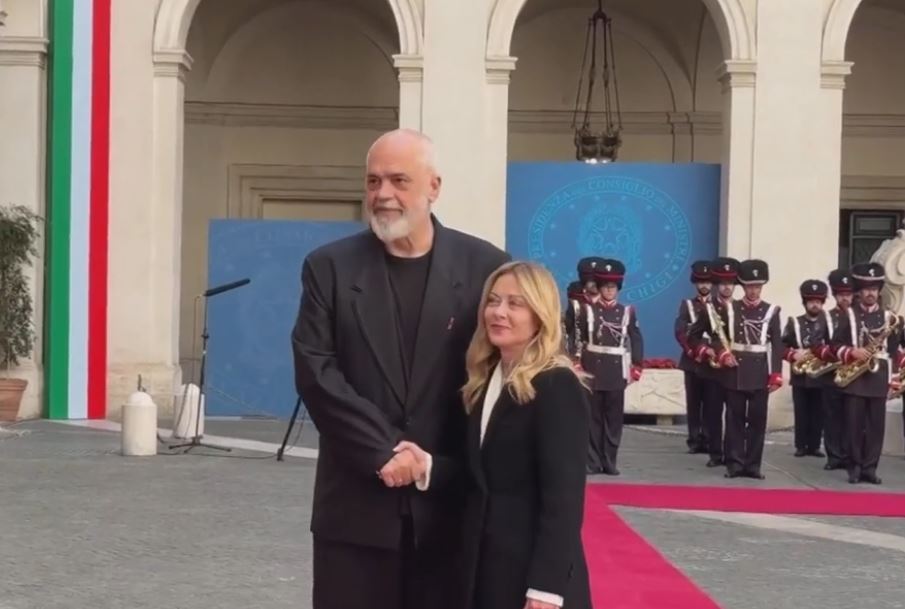 Vizitë zyrtare, Rama mirëpritet ngrohtë nga Meloni (VIDEO)