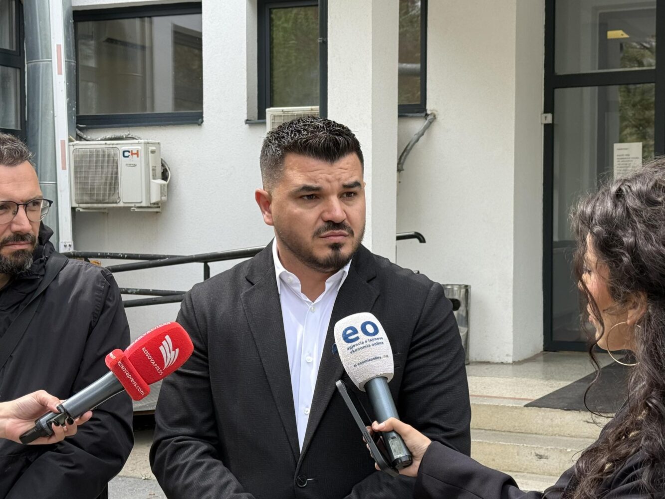 Takimi Hoti – Vataj, diskutohen sfidat e sigurisë në sektorin e ndërtimit