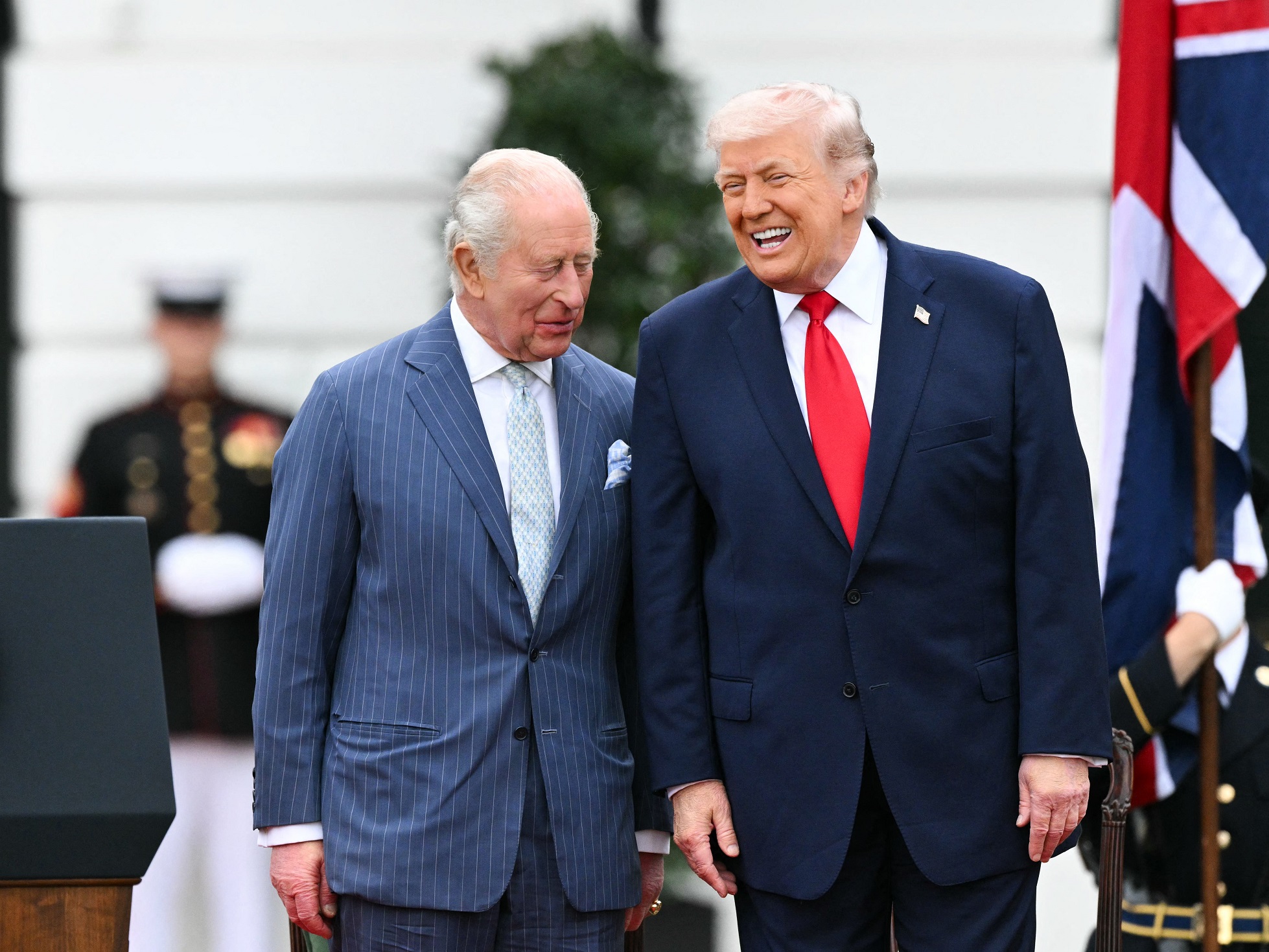 Trump thotë se nëna e tij e kishte Mbretin Charles simpati