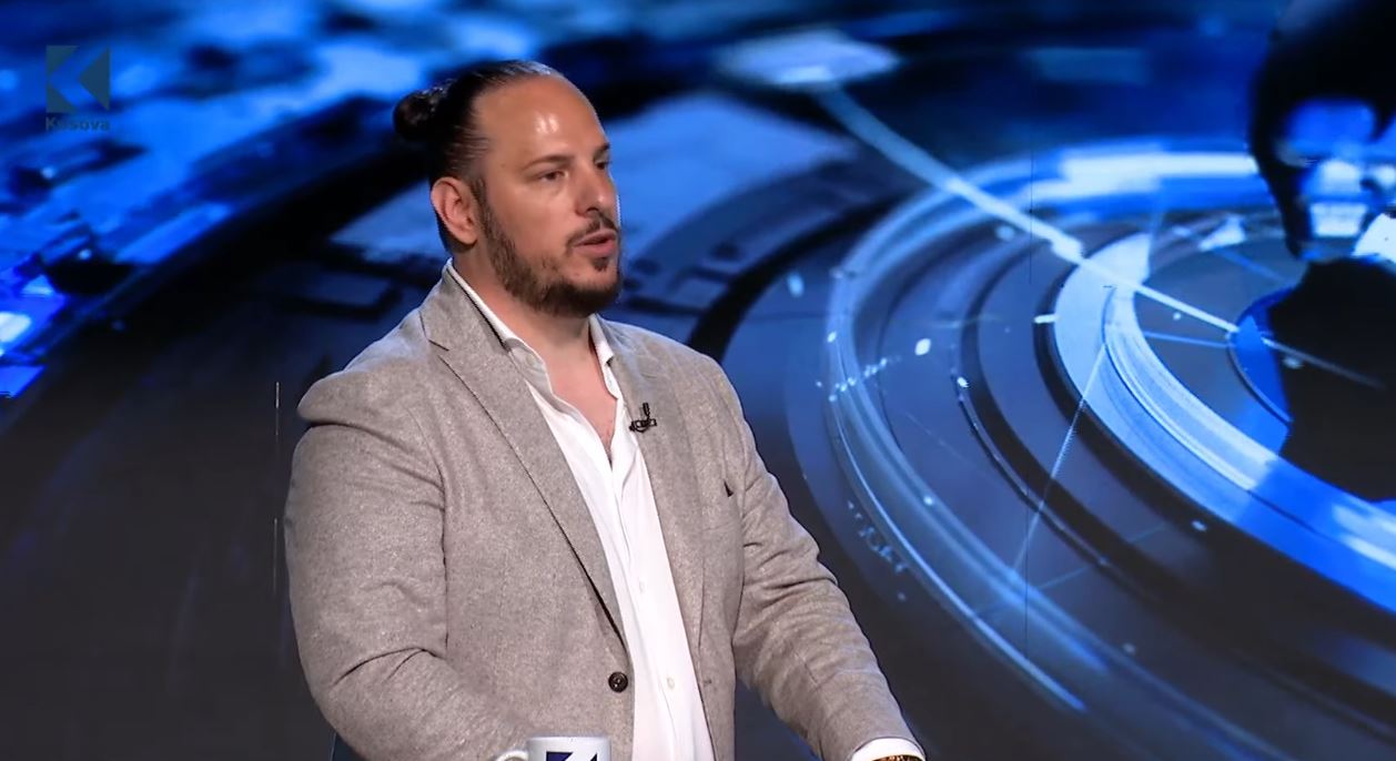 Subvencionimi i aviokompanive, Mustafa: Kjo të lë të kuptosh që këtu po abuzohet me paranë publike (VIDEO)
