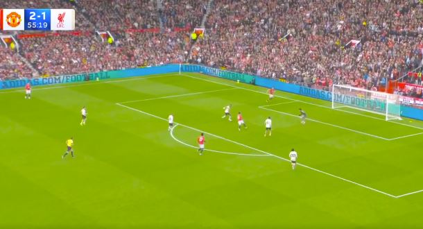 Spektakël në Old Trafford, Liverpool barazon shifrat me Man United