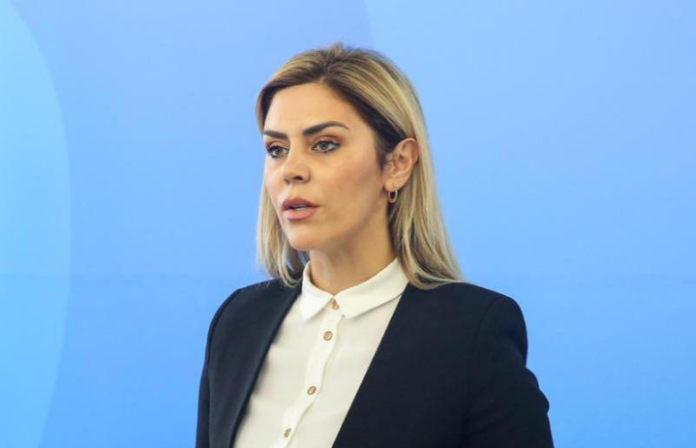 “Ata që ju thonë ndryshe, ju gënjejnë” – Deliu reagon pas raportit që renditi Kosovën ndër më të varfrat