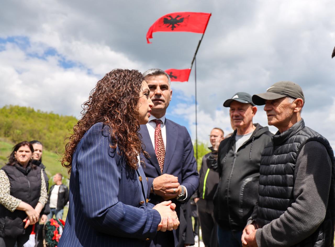 "S'harrojmë, s'falim dhe s'heqim dorë nga drejtësia", Osmani nderon martirët e Masakrës së Studimes