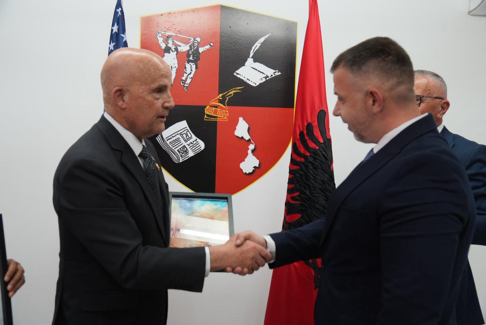 Kongresmenët amerikanë në Preshevë, Rexhepi: Diskriminimi ndaj shqiptarëve në Luginë duhet të ndalet