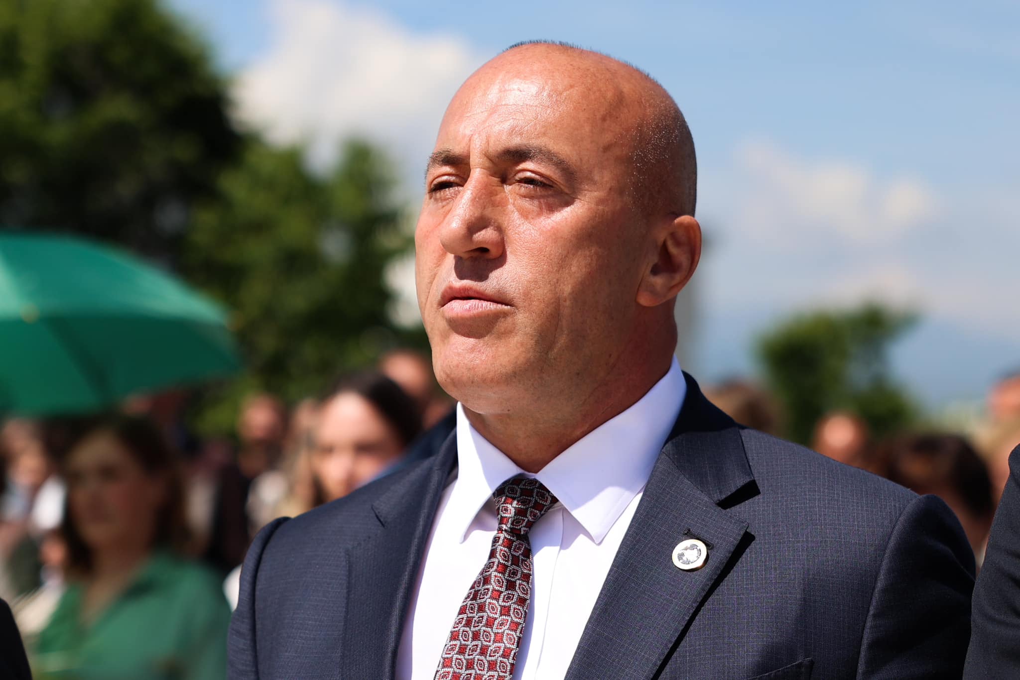 Haradinaj nderon luftëtarët shqiptarë: Lavdi të rënëve për liri!