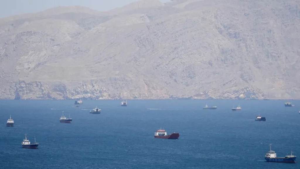 SHBA kërcënon firmat e transportit detar me sanksione nëse paguajnë taksat e Iranit