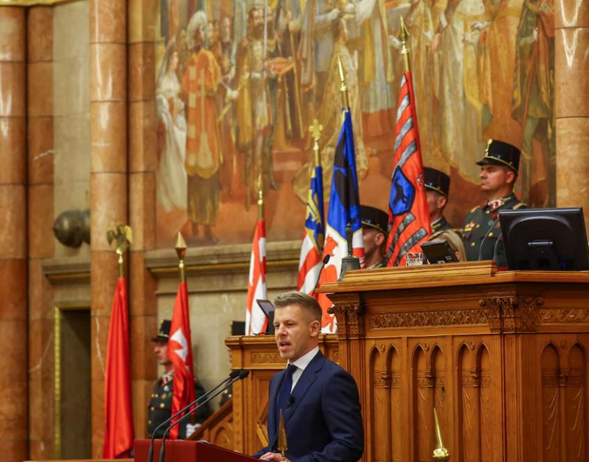 Magyar betohet si kryeministër i Hungarisë me premtime për ndryshim