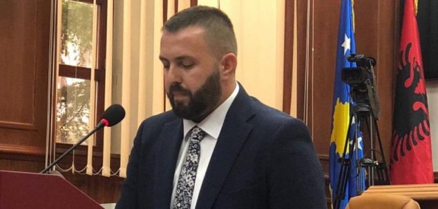 “Nuk propozohet Vjosa për Presidente - pse gjithë kjo heshtje?”- Asamblisti i Guxo i ashpër ndaj partisë