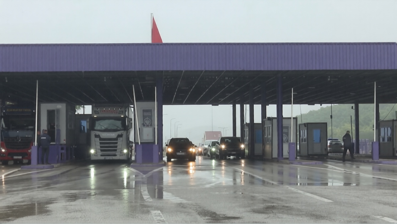 As moti me shi s’i ndali kosovarët që fundjavën ta kalojnë në bregdetin shqiptar