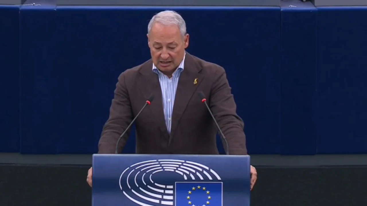 Eurodeputeti Schieder: Shqipëria mund të jetë historia e ardhshme e suksesit të zgjerimit të BE-së