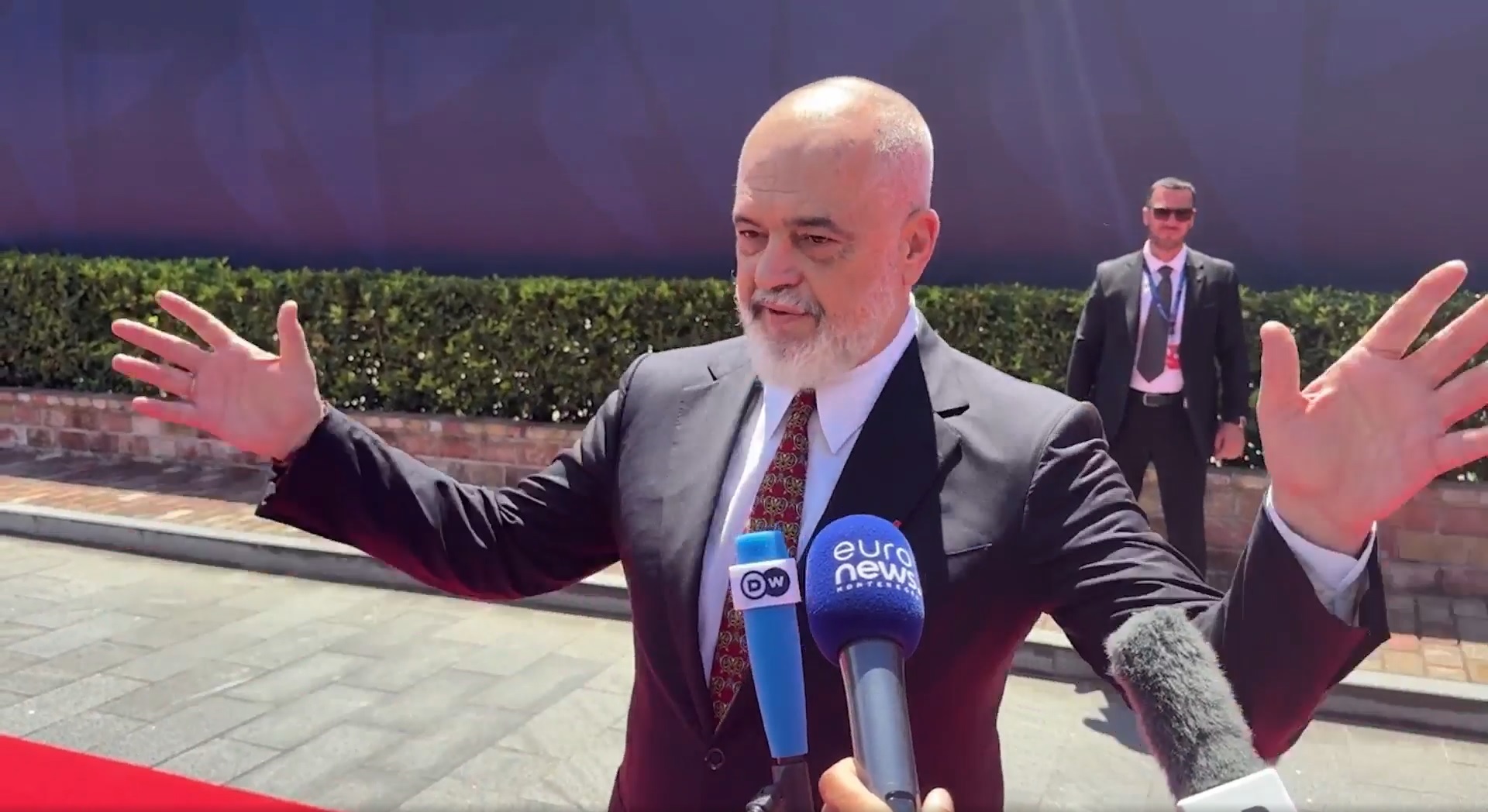 Edi rama zoti seksi be-ja