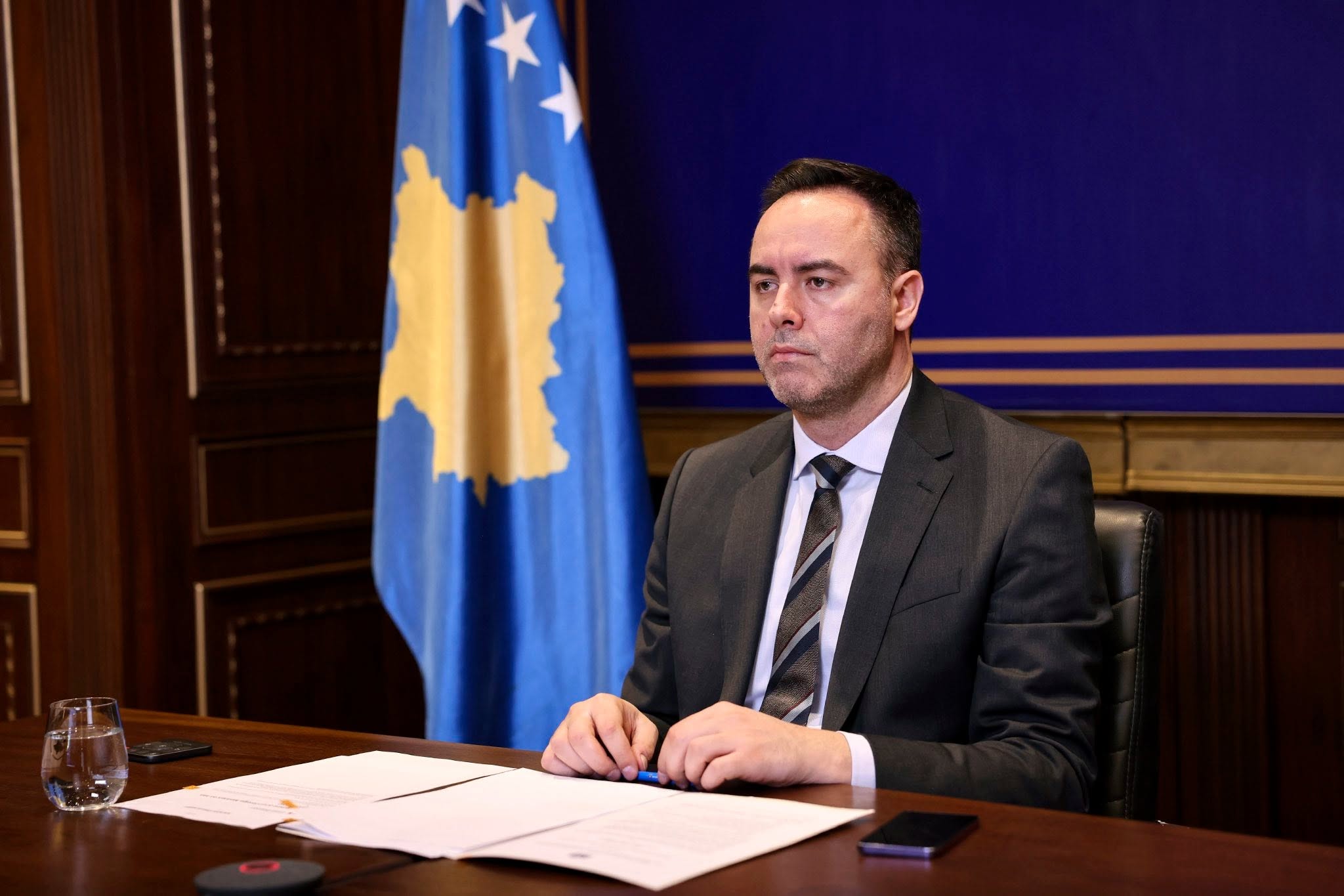 Konjufca, Kallasit: Tregojini qartë Serbisë se me deklarata të tilla s'ka BE