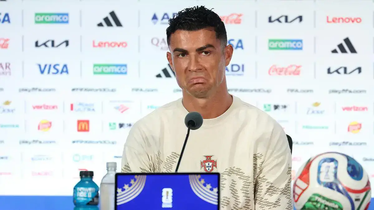 cristiano-ronaldo-behet-futbollisti-me-kontraten-me-fitimprurese-ne-histori