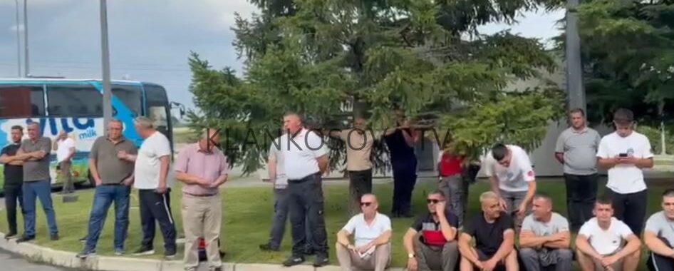 Foto nga Klan Kosova