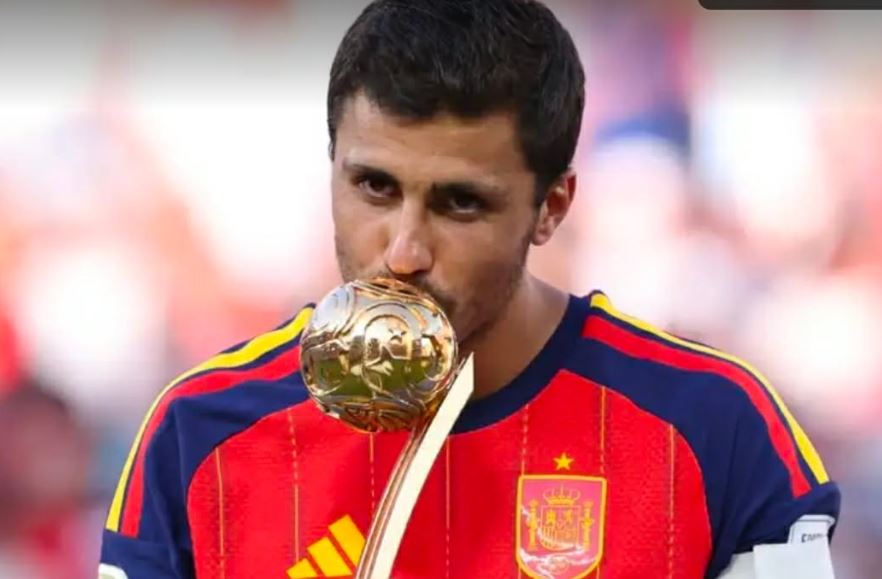 rodri-mes-real-madridit-dhe-manchester-cityt-spanjolli-ende-i-pavendosur